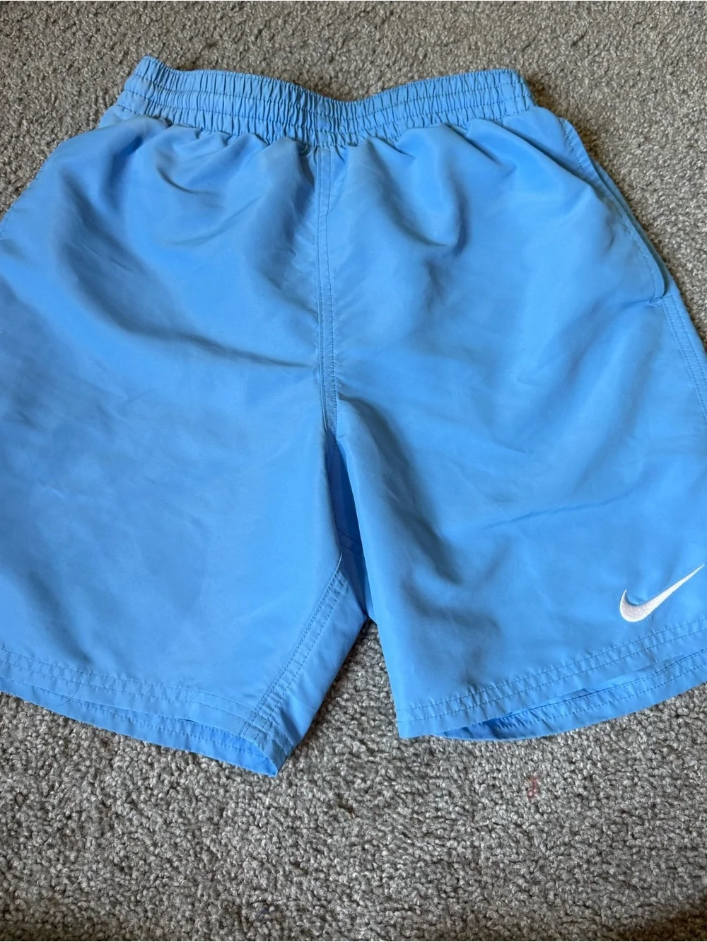 NIKE Checkmark Logo Light Blue Athletic Shorts Size Medium Swim Trunks